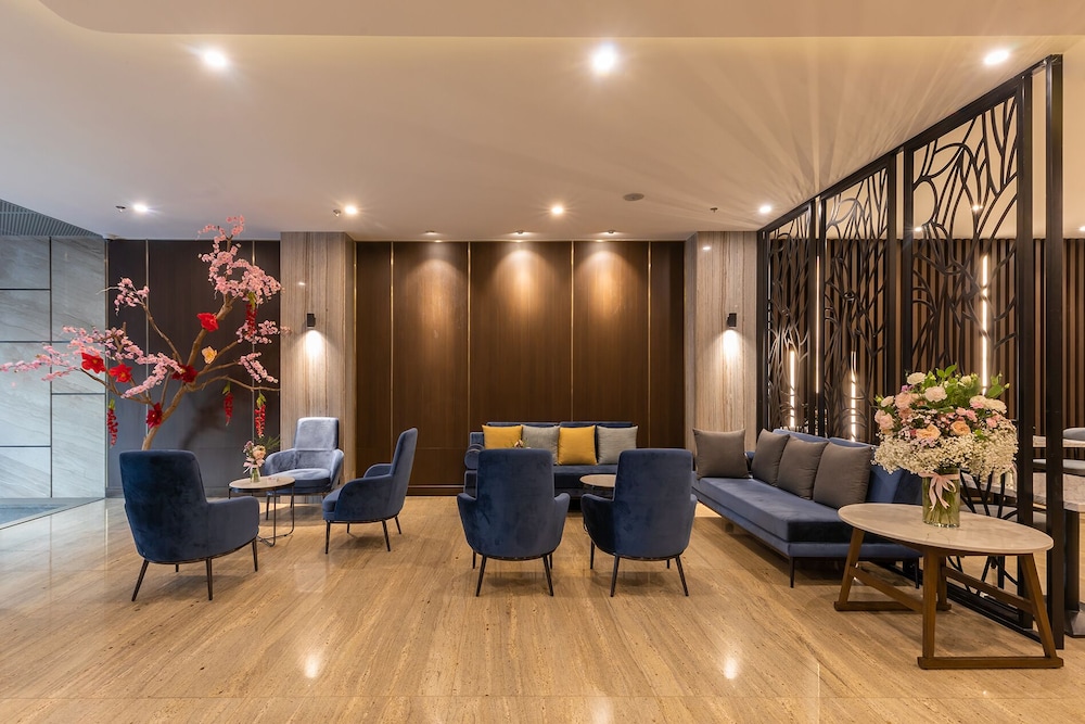 Nhat Ha Lavish Hotel 26/40