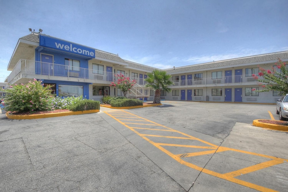 Motel6 San Antonio, TX - Fort Sam Houston 8/61