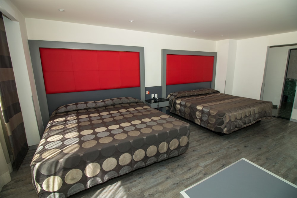 Hotel Atenas Plaza 9/37
