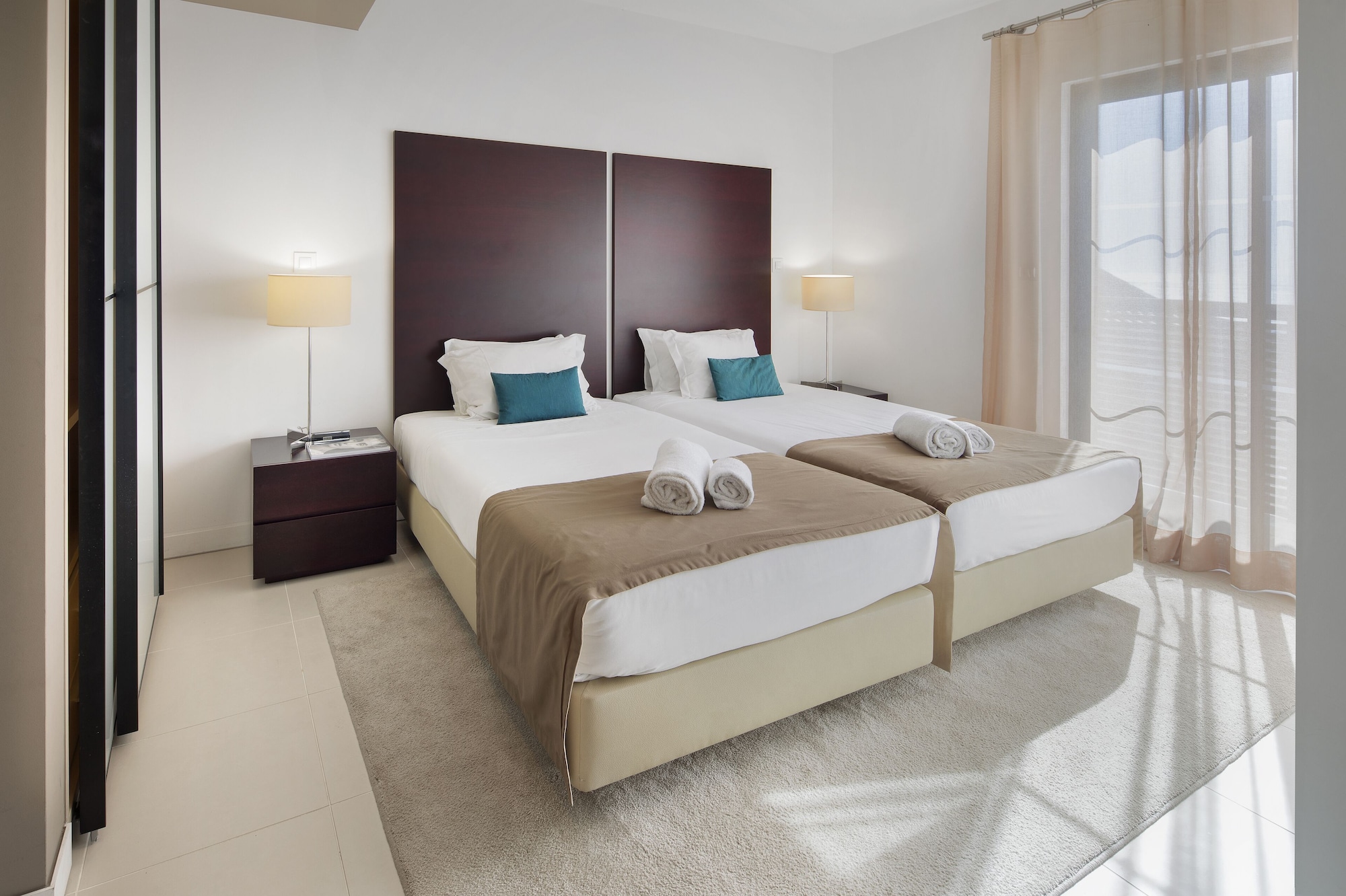 2 BEDROOMS, APARTMENT, BALCONY