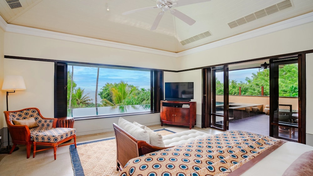 Cape, Residence, King and Queen Bed