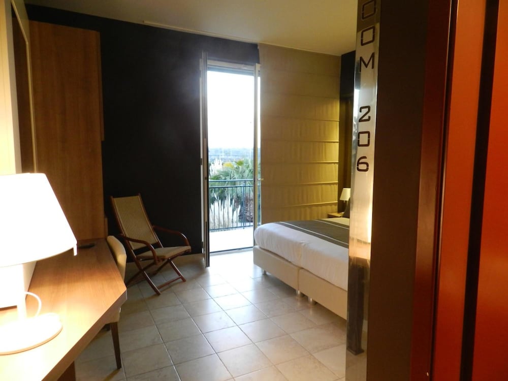 Hotel Lafayette 17/50