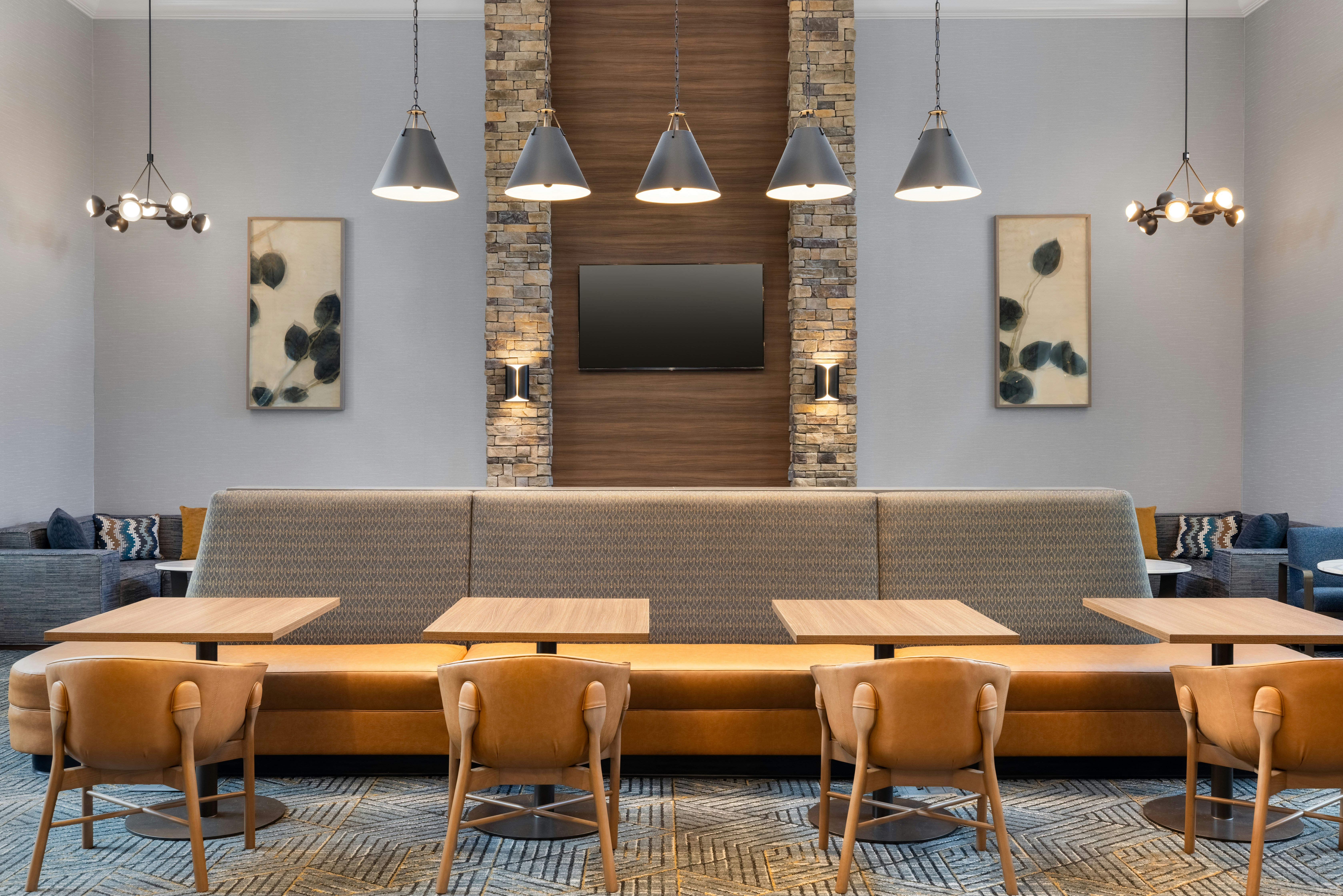 HOMEWOOD SUITES BY HILTON ANKENY 17/21