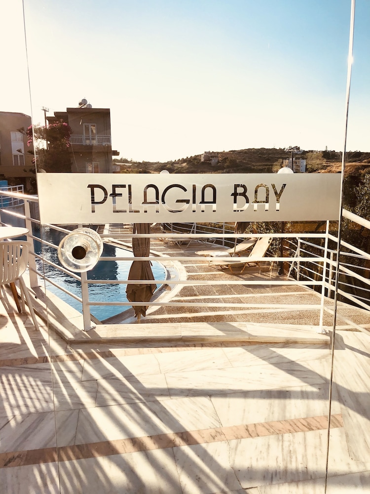 Pelagia Bay 12/74