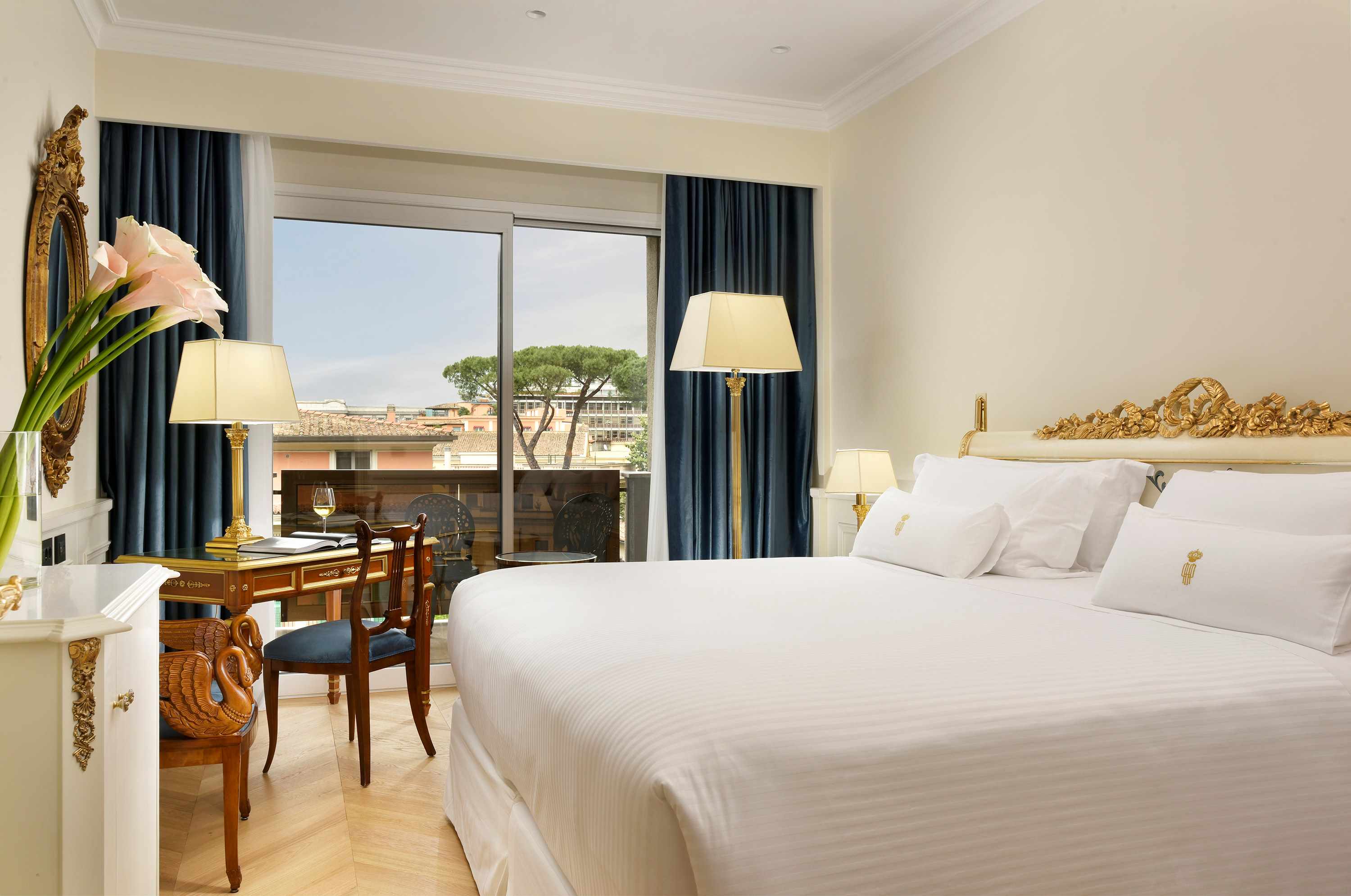 Luxury, Double or Twin Bed