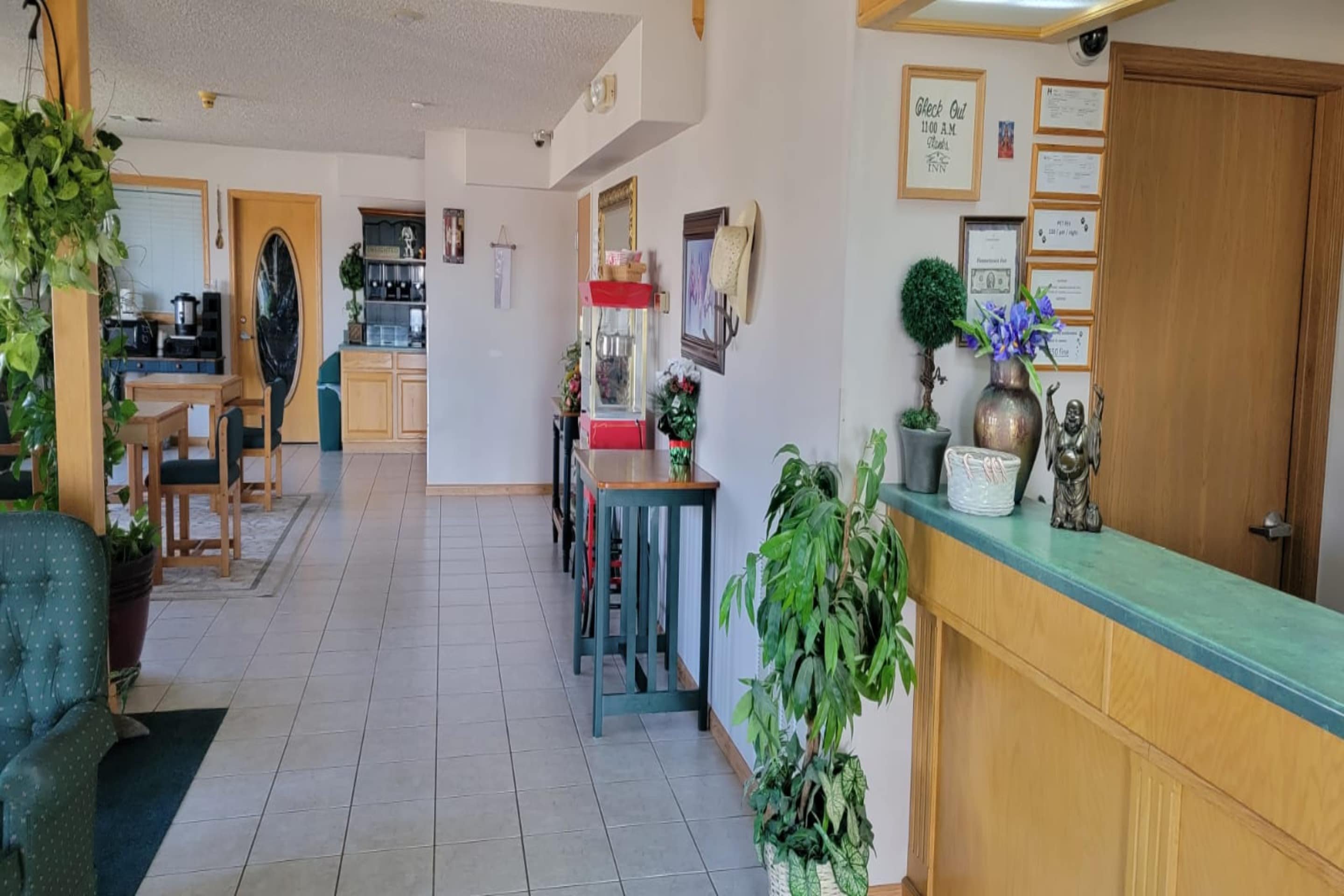Lobby at HomeTown Inn By OYO Texhoma, OK, Texhoma