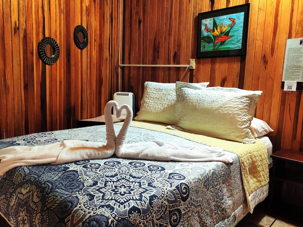 Cabinas El Pueblo B&B 21/43