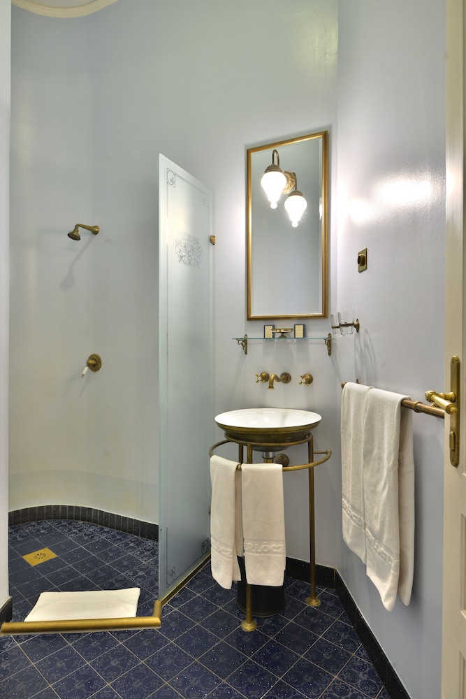 Gerloczy Cafe & Rooms Delux 37/50