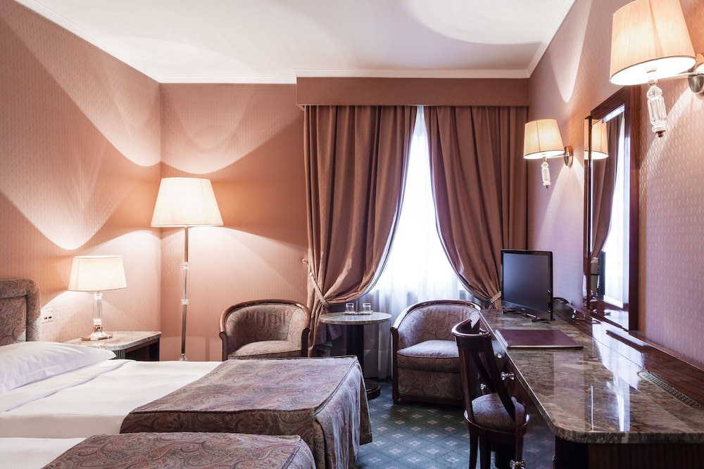 Doria Grand Hotel 16/65