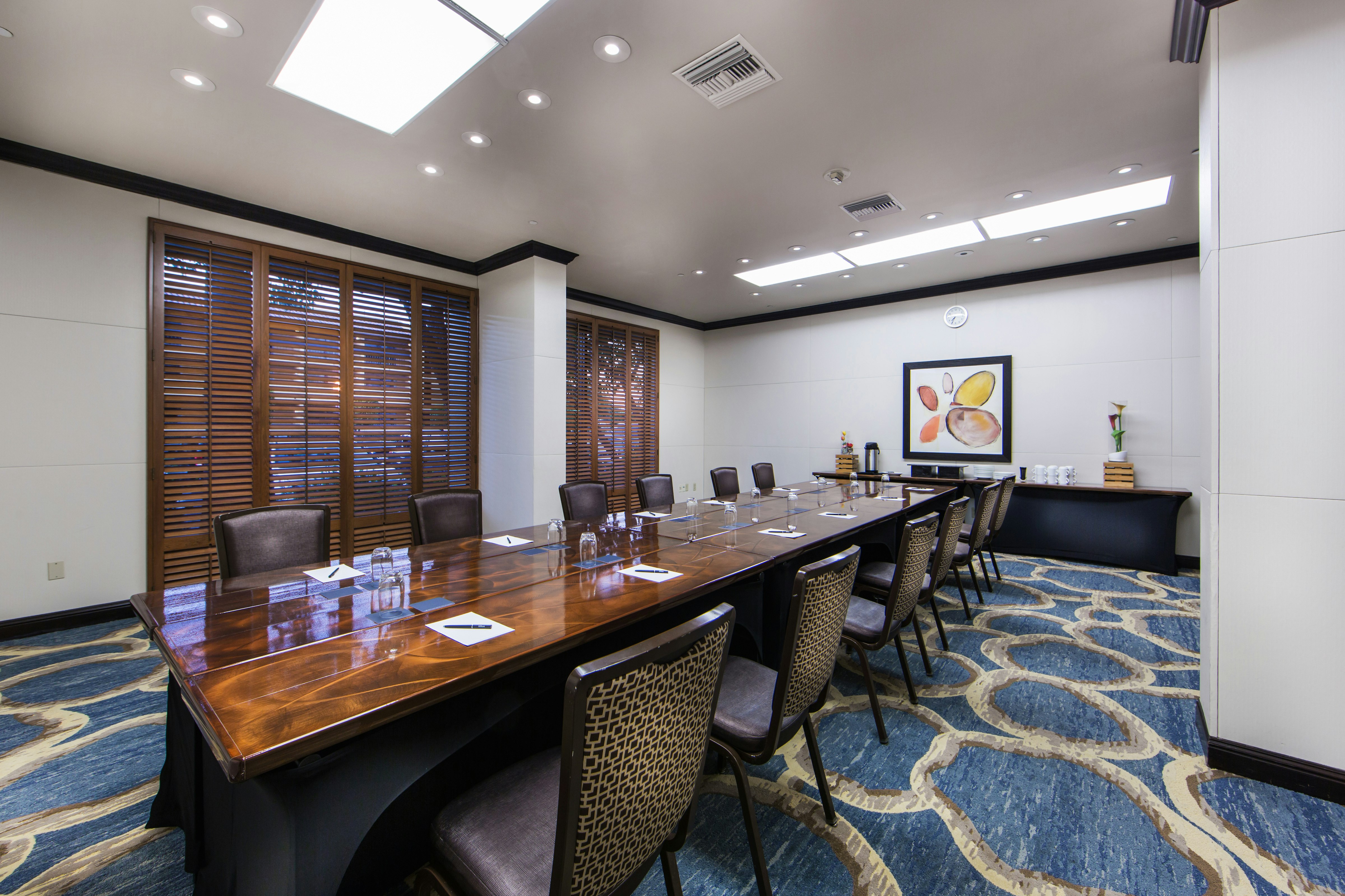 Hilton Irvine/Orange County Airport 70/82