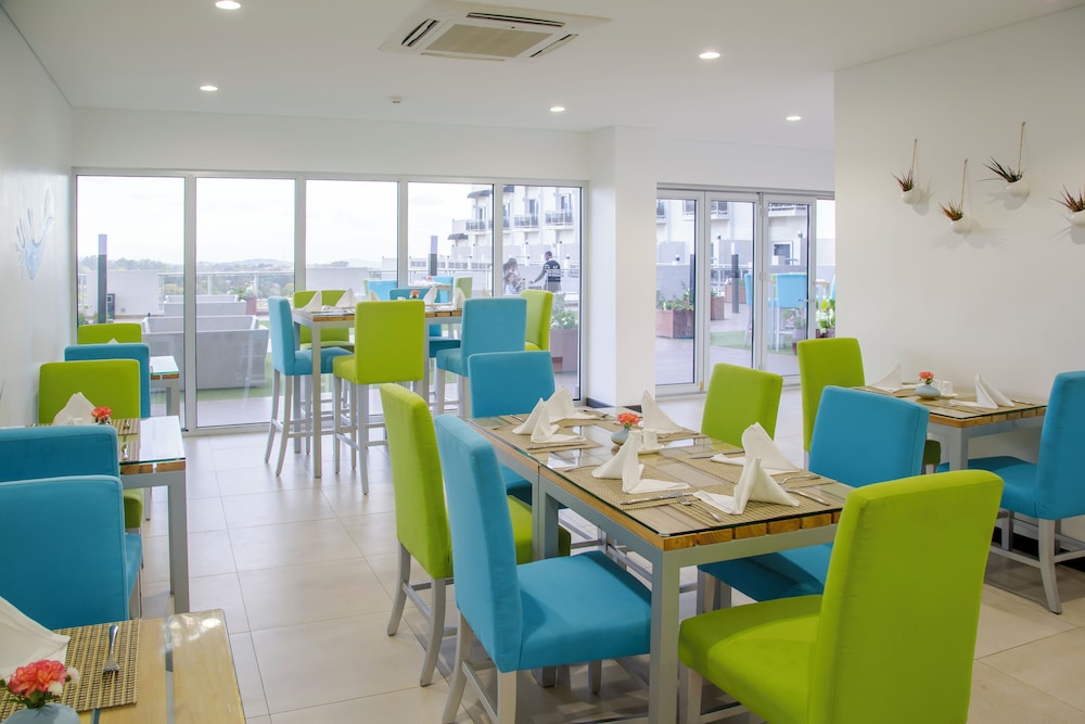 Amaryllis Hotel 16/30