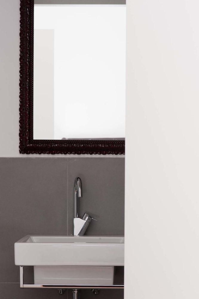 Imperia Suite 48/48