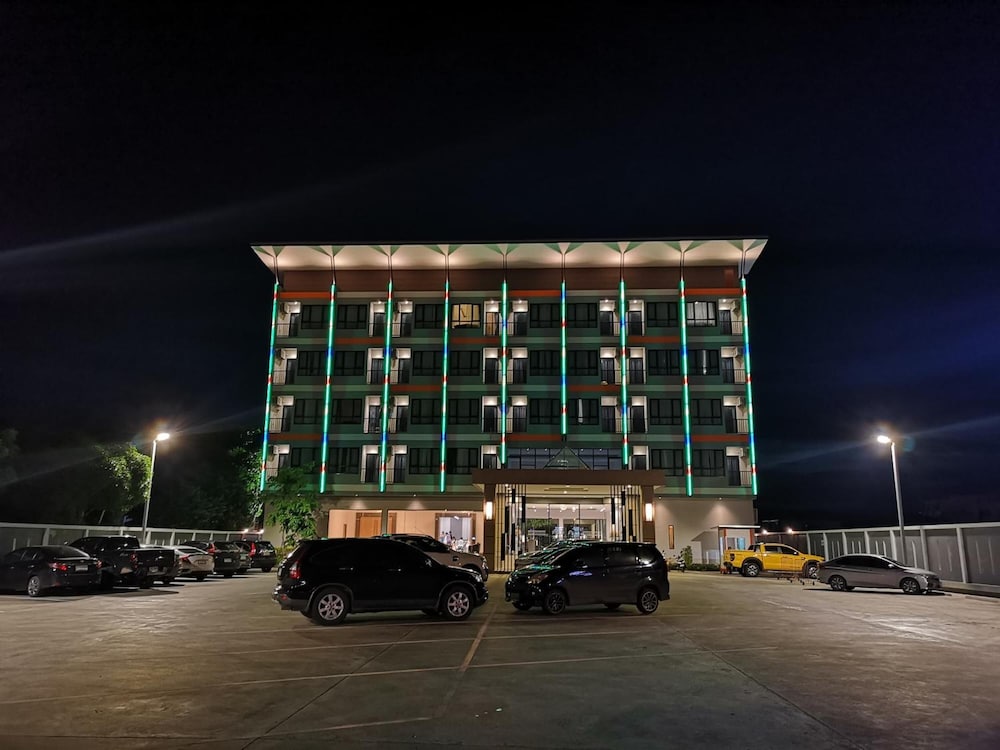 Orchid Riverview Hotel 1/41