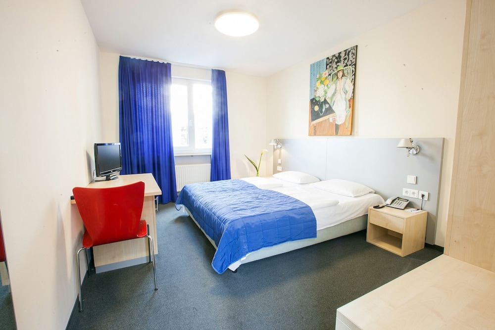 Hotel Munchner Hof 19/70