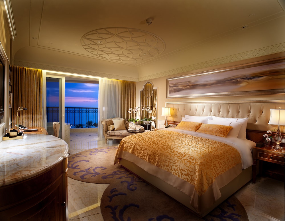 Plaza, Crowne, King Bed, Sea View، Crowne Plaza Resort Sanya Bay 4/7