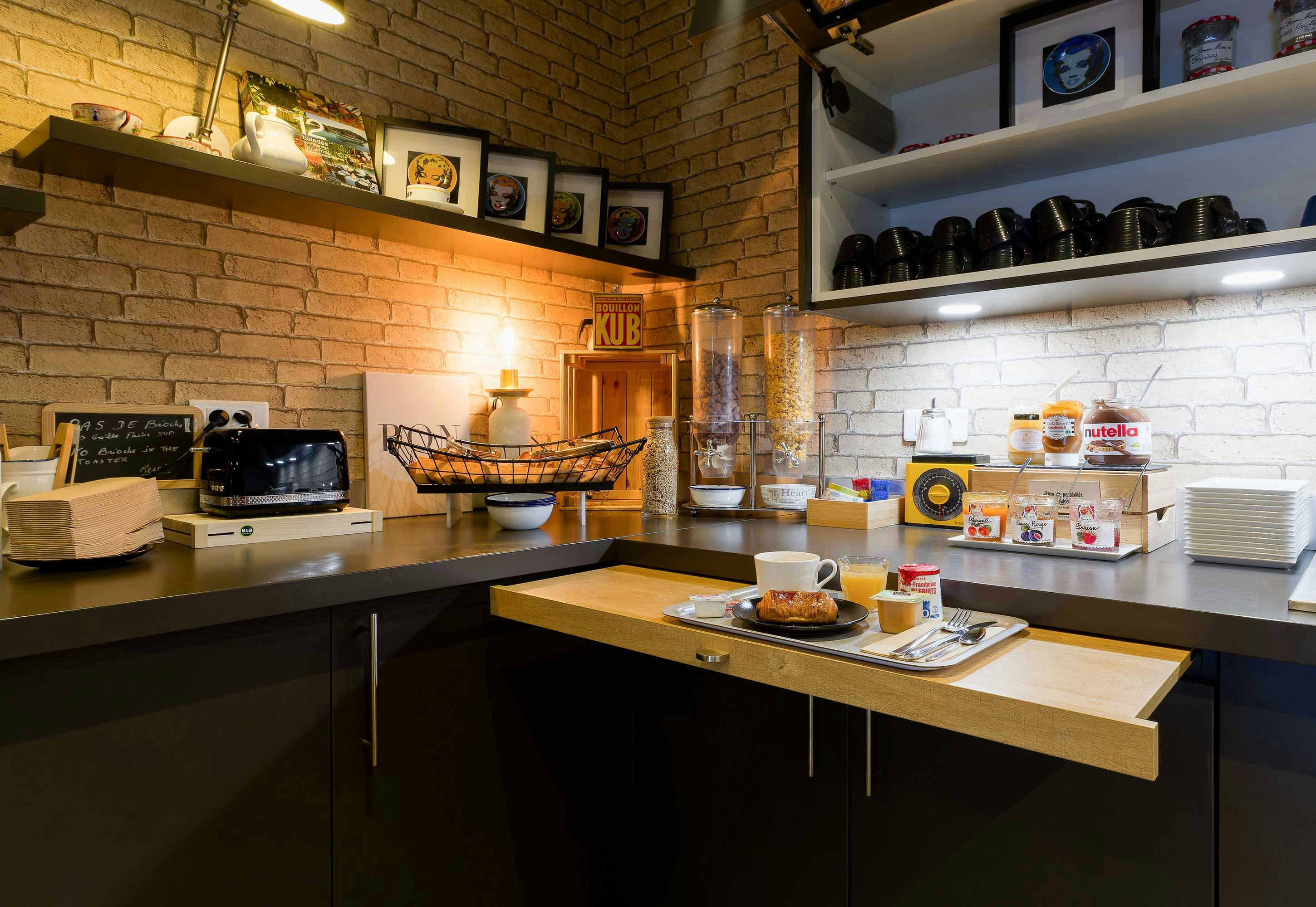 B&B Hotel Reims Centre Erlon 12/24