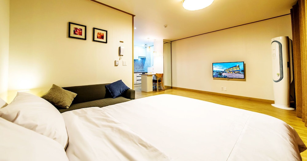 Seogwipo Villa Merci Pension 9/42