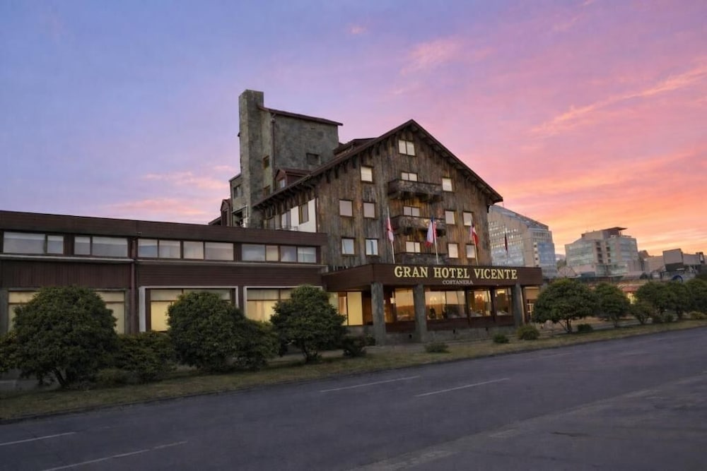 Gran Hotel Vicente Costanera 2/42
