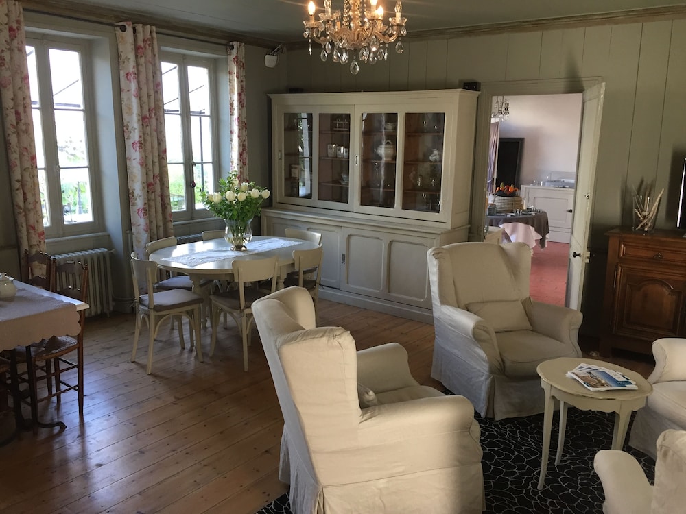 La Maison Douce 47/77