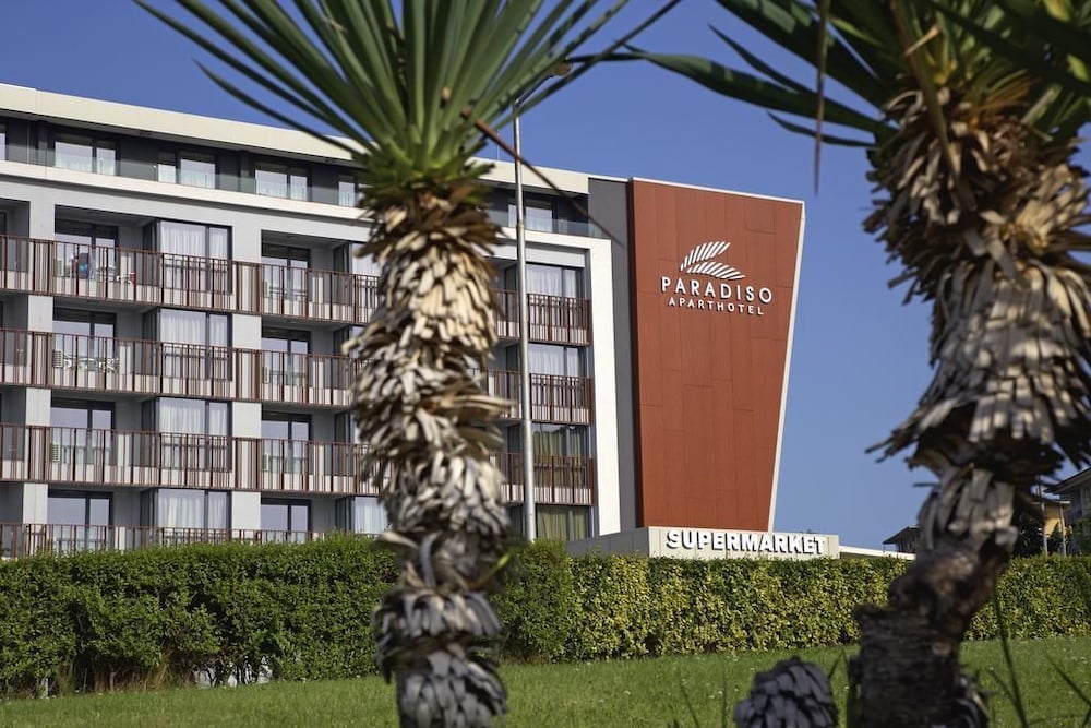 Paradiso Aparthotel 5/33