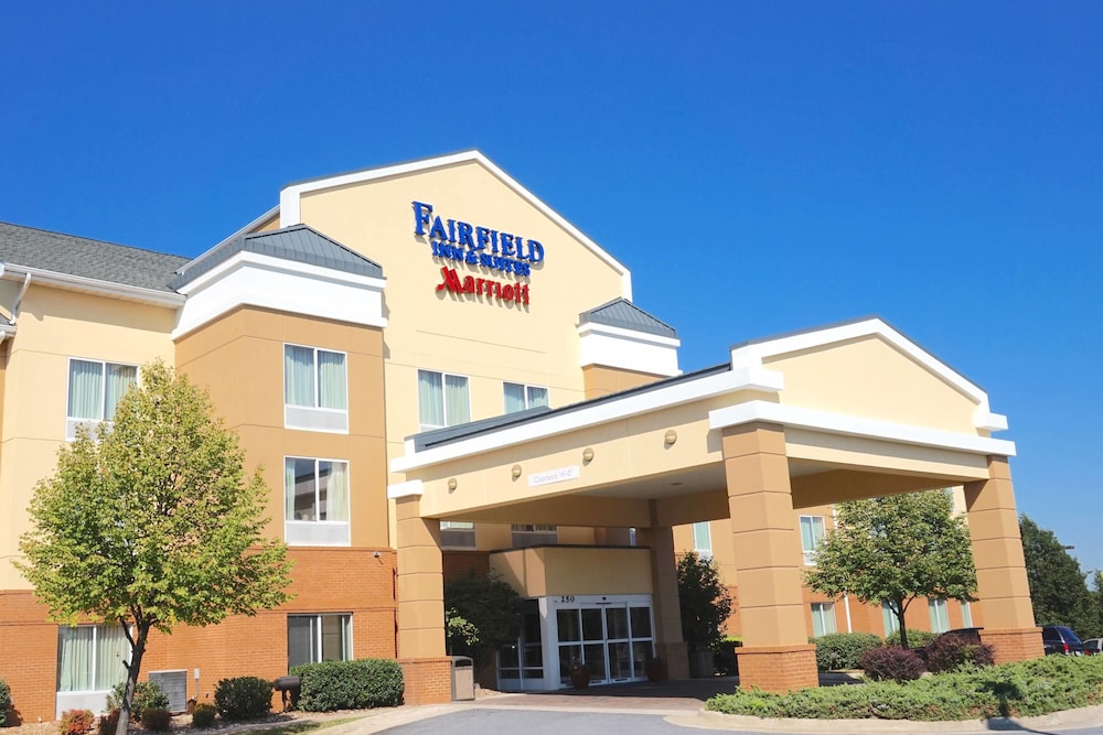 Fairfield Inn Suites Winchester 3/45