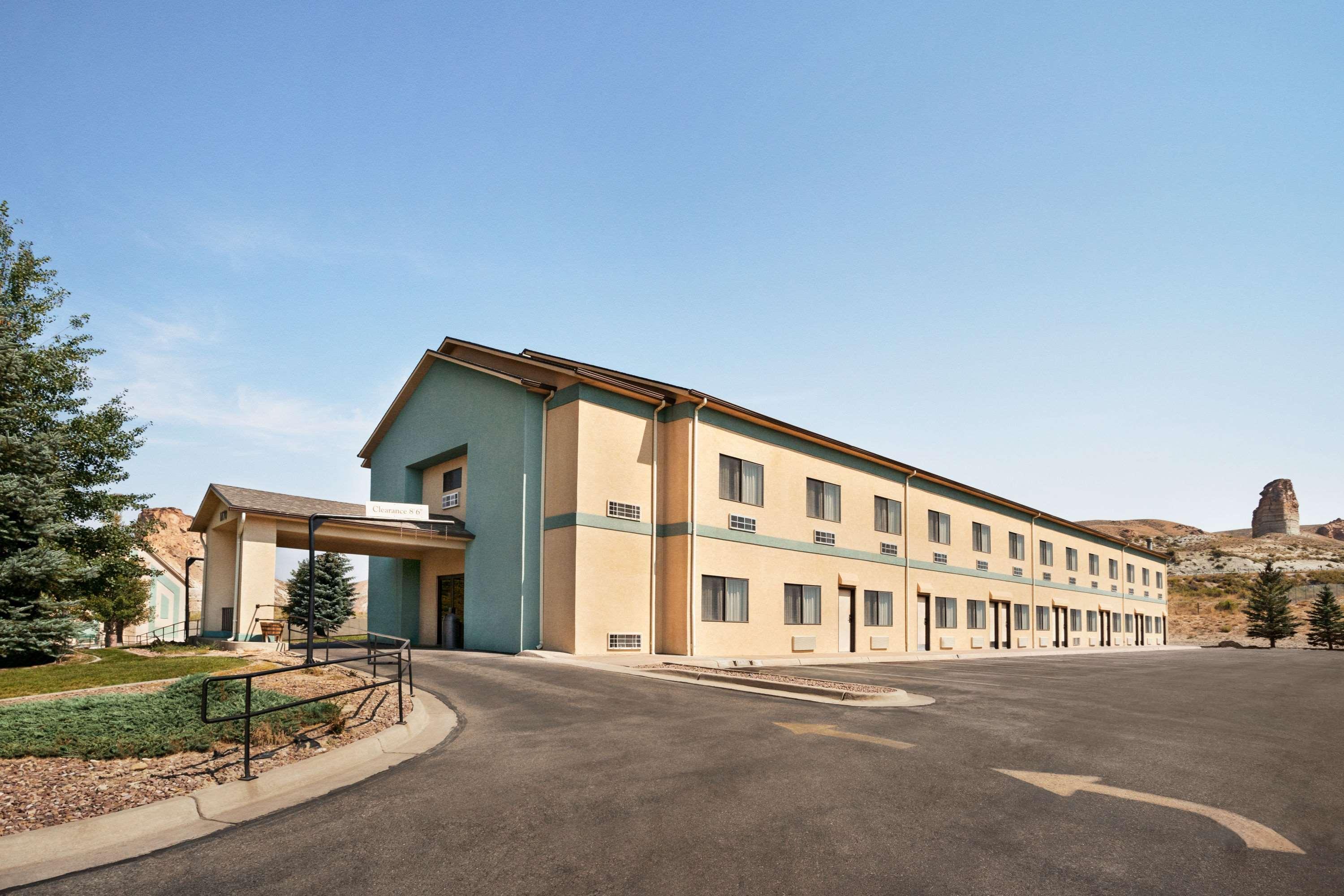 Travelodge by Wyndham Green River 15/18
