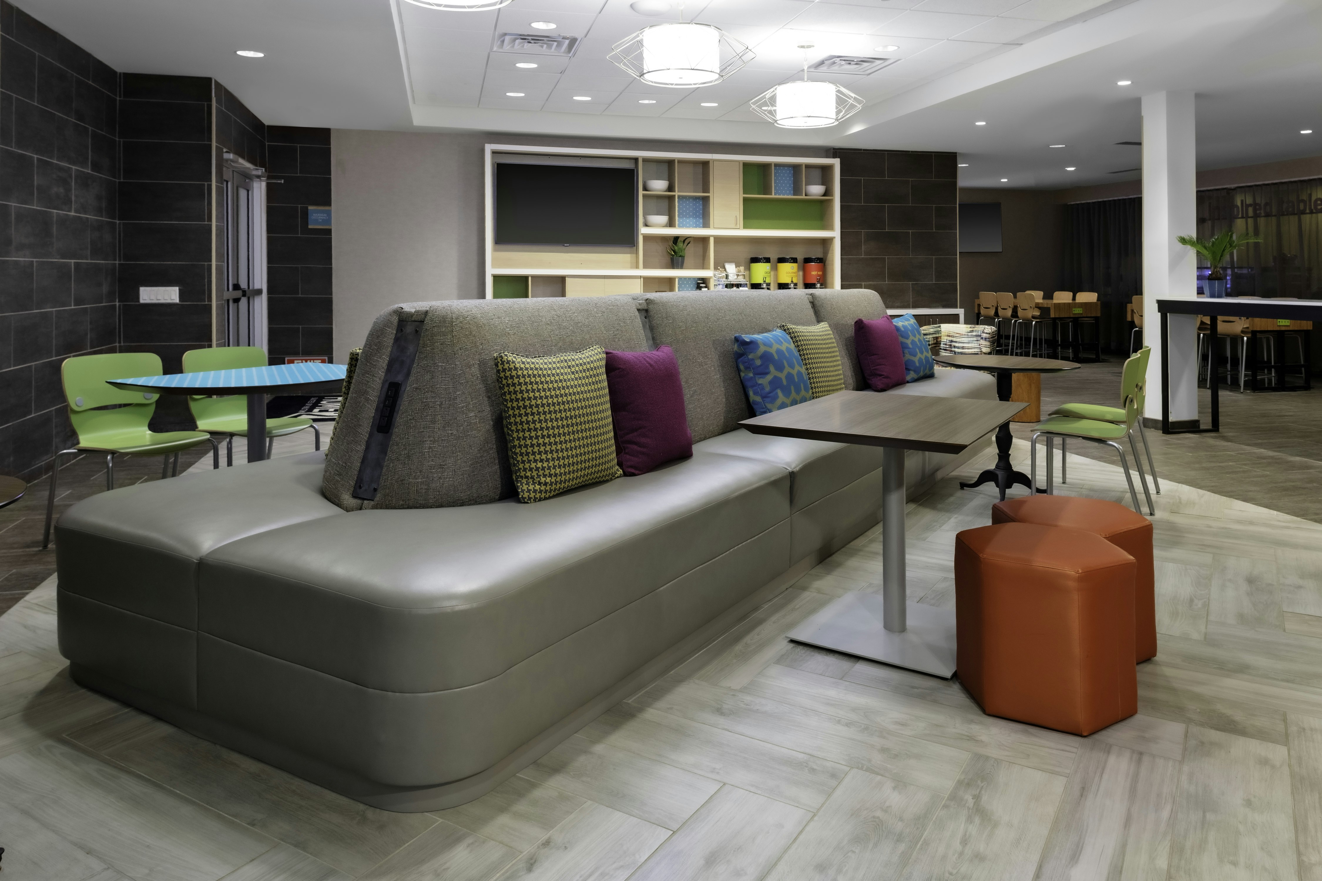 Home2 Suites By Hilton North Charleston University Blvd 4/9
