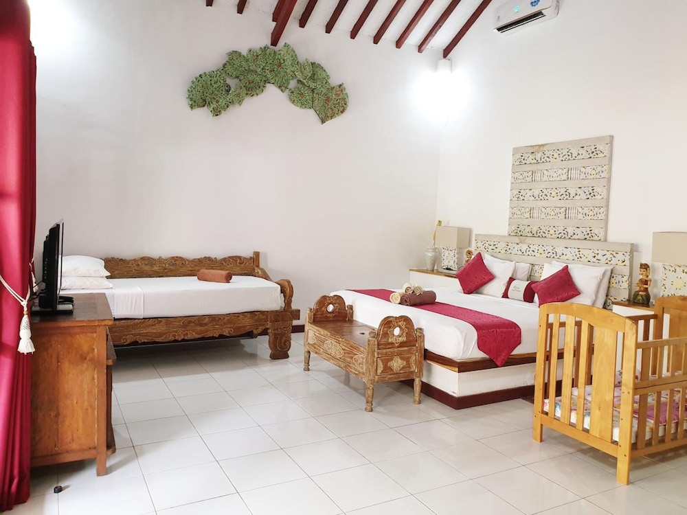 Cinta Cottages 15/44