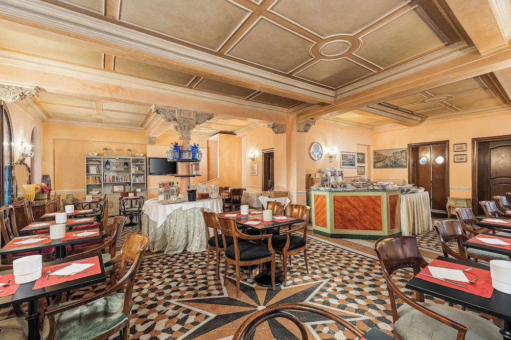 Hotel Marconi Venice 51/62
