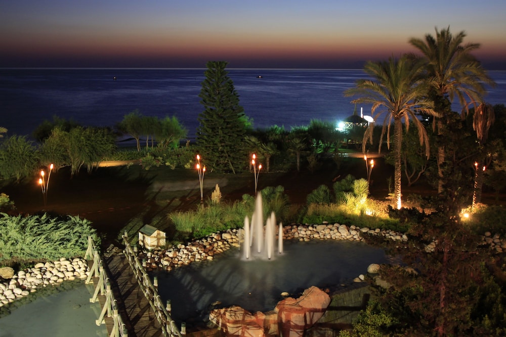 Pegasos Resort 65/74