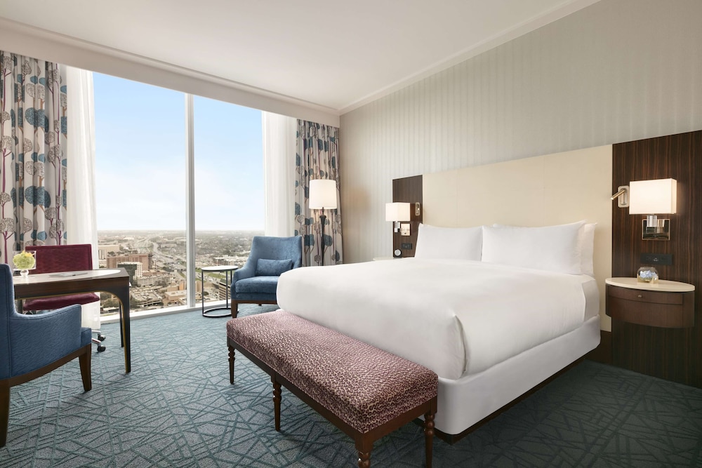 Fairmont Austin 18/72