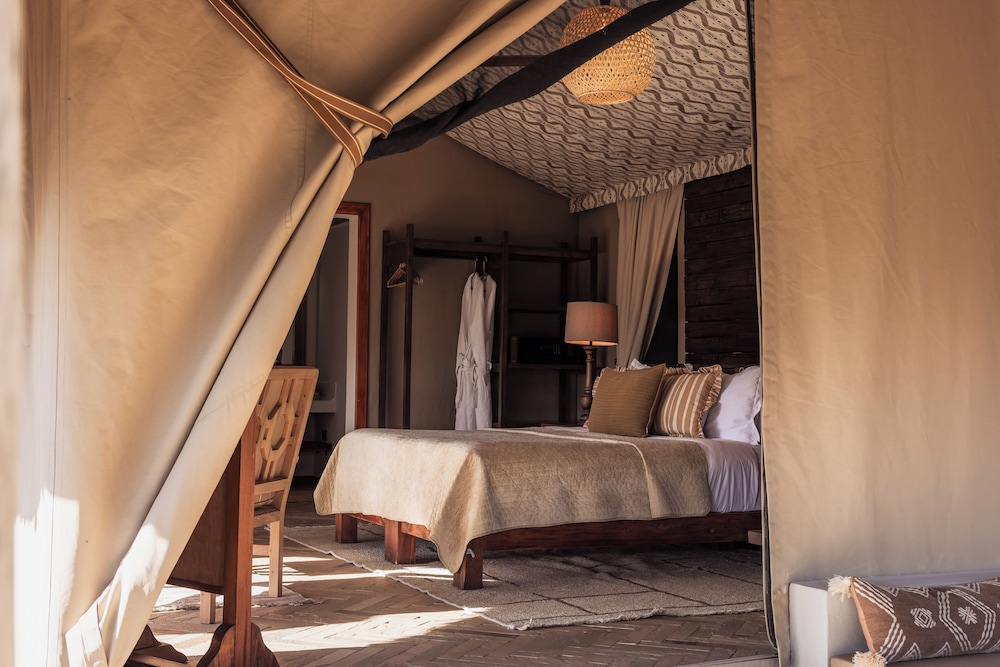 Lewa Safari Camp 8/50
