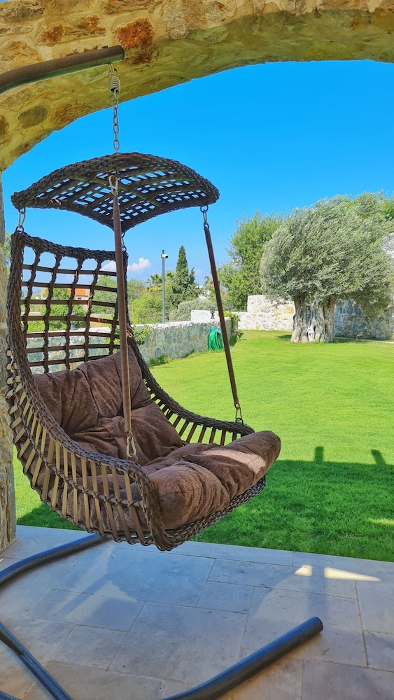 Zeyt Inn Hotel 28/32