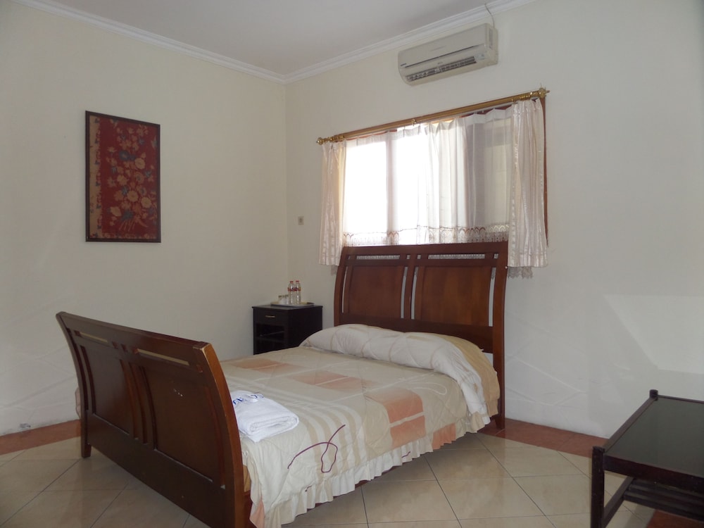 SUITE, DOUBLE BED