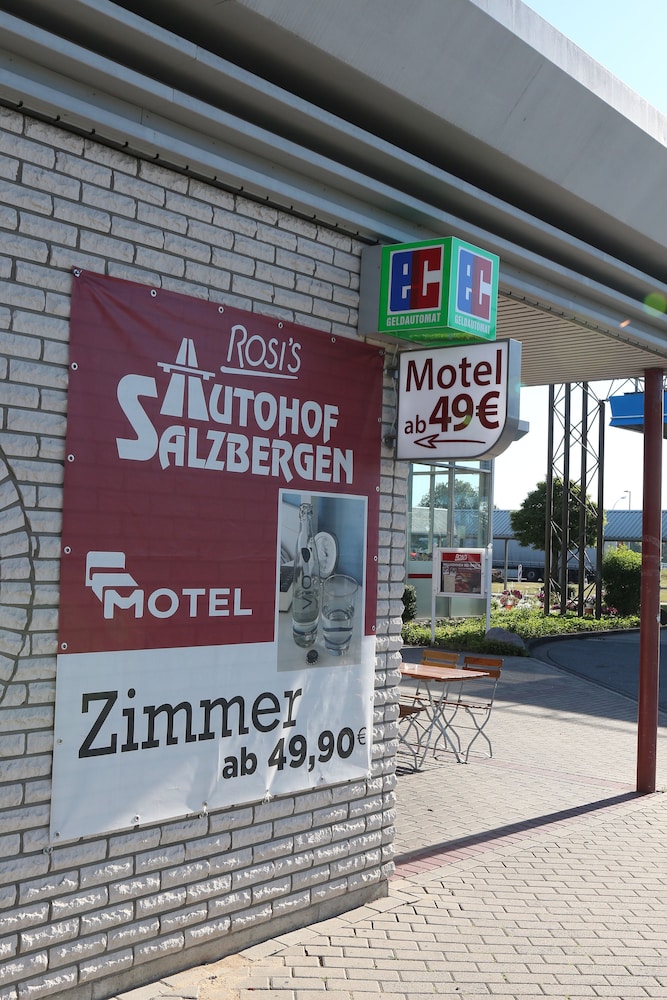 Autohof Hotel Salzbergen 2/17
