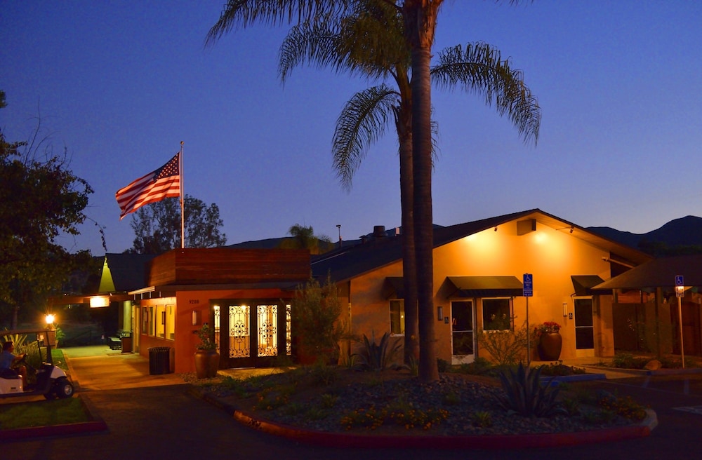 Carlton Oaks Lodge, Ascend Hotel Collection 2/71