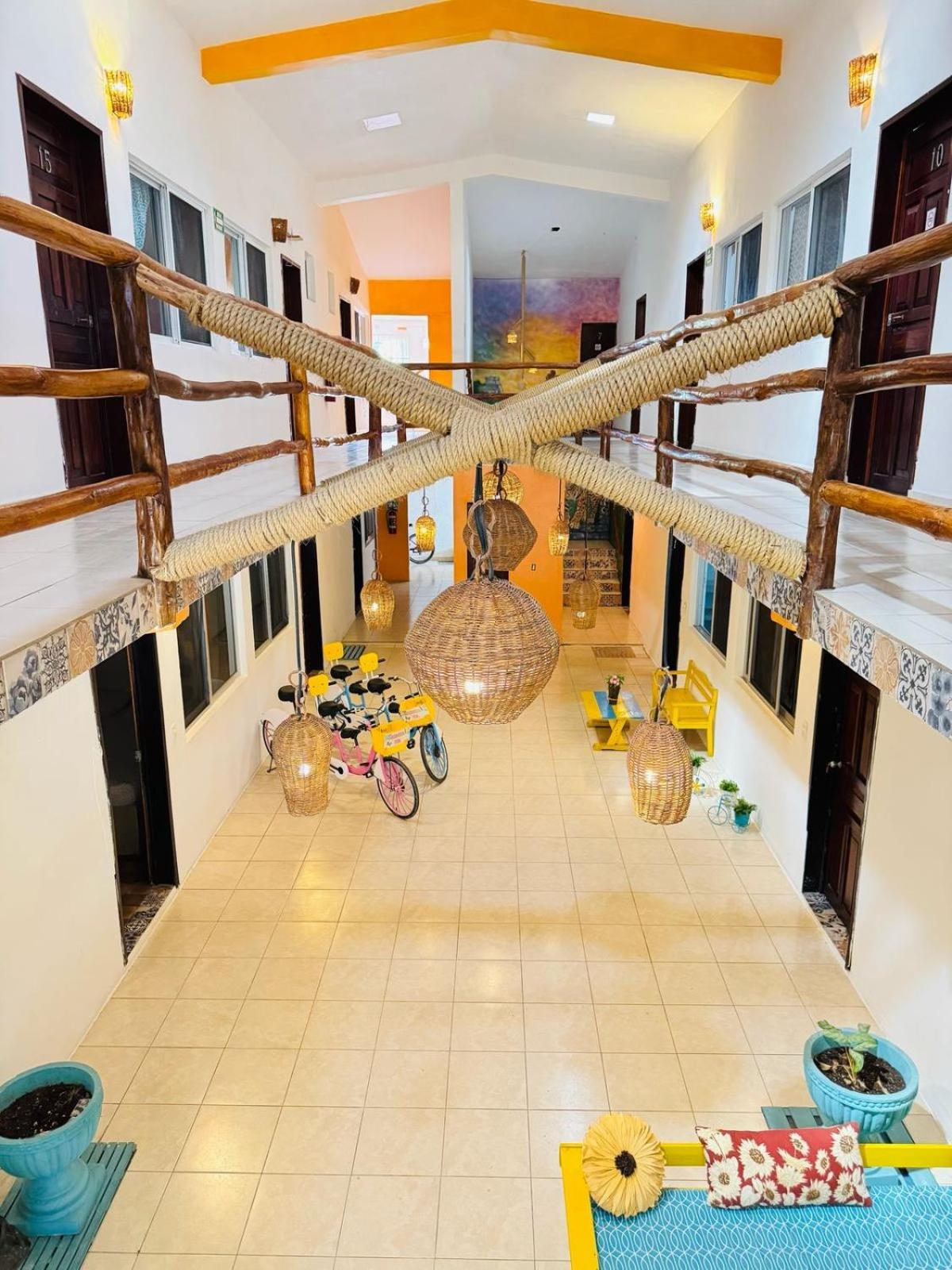 Hotel Ruta del Sol Tulum 34/39