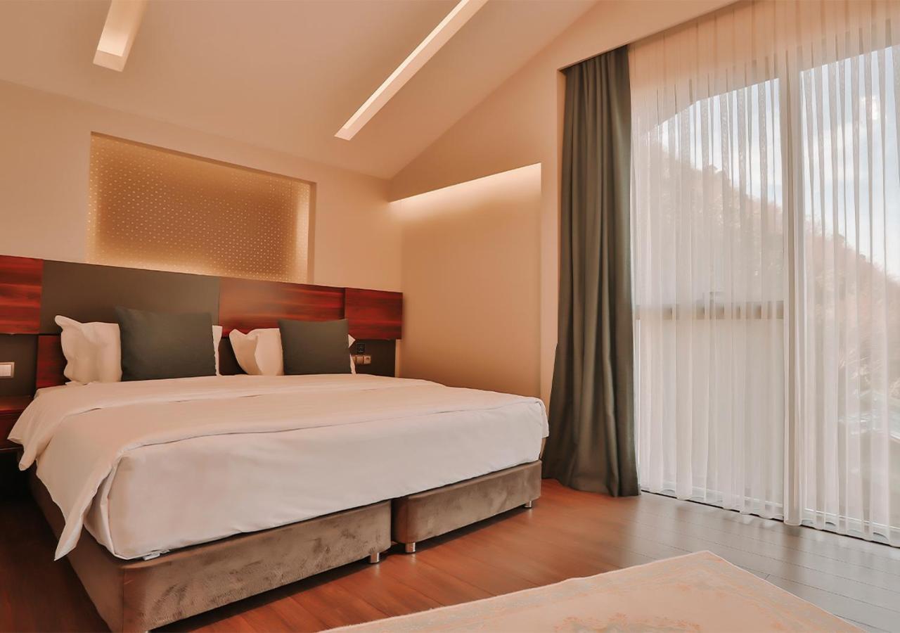 Roof, Suite, Hot Tub