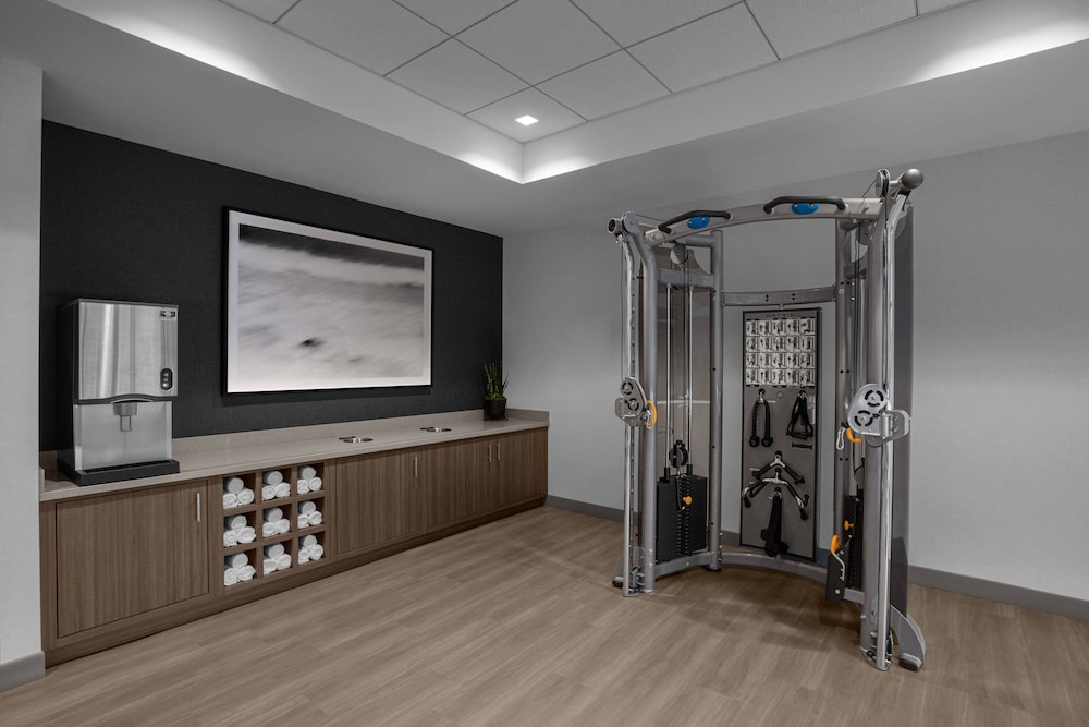AC Hotel by Marriott Pittsburgh Southpointe 22/37