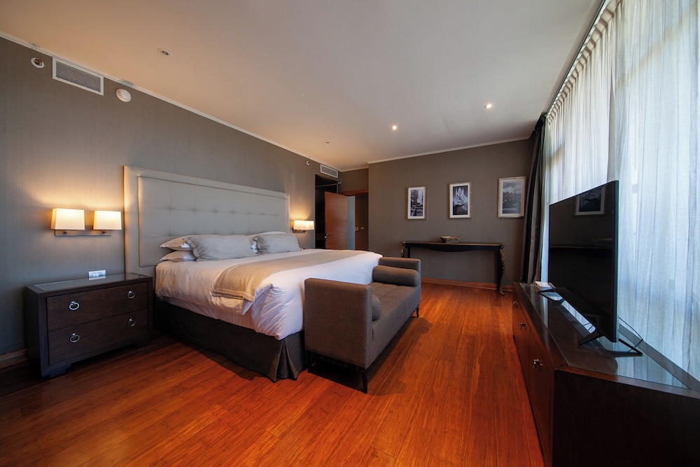 Hotel Parada Linares 13/50