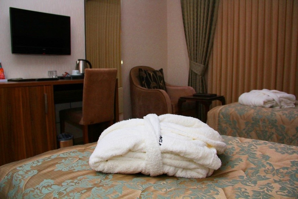 Adanava Hotel 15/50