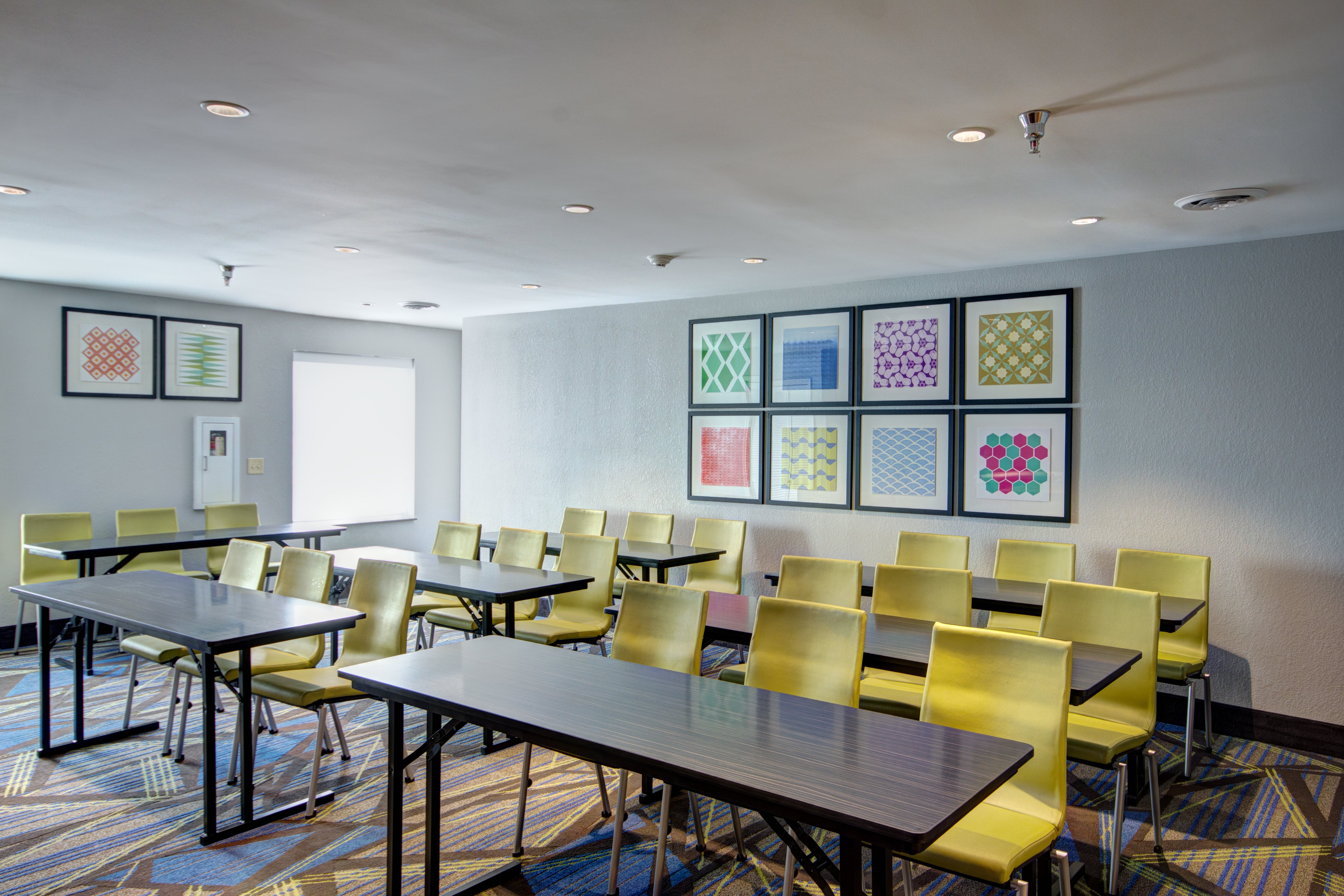HOLIDAY INN EXPRESS COLUMBUS SOUTH - OBETZ 14/17