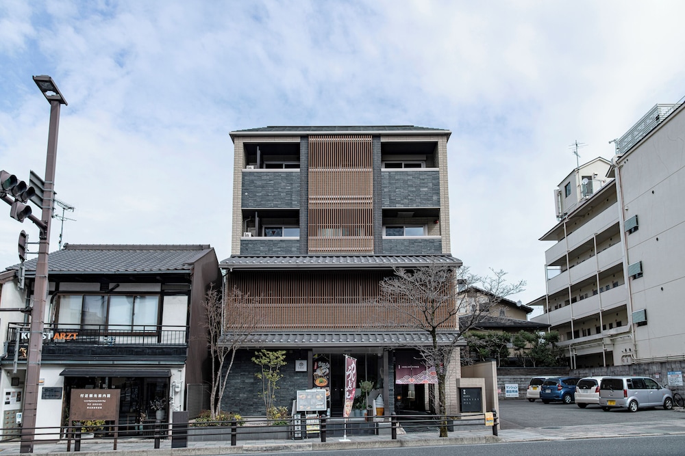 HOTEL MASTAY jingumichi 4/68