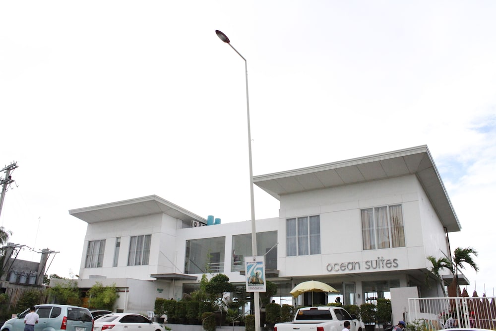 Ocean Suites Boutique Hotel 2/66