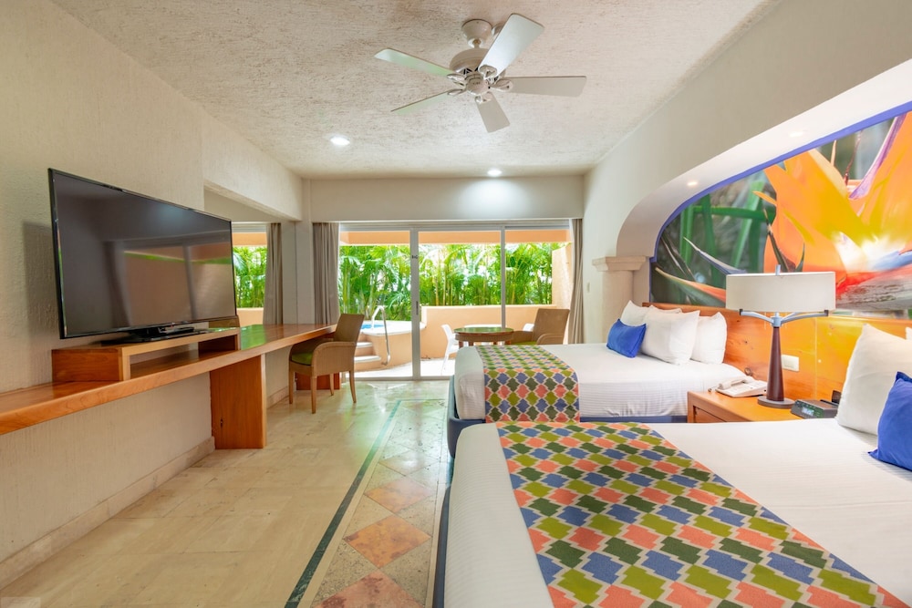 OMNI PUERTO AVENTURAS BEACH RESORT 11/53