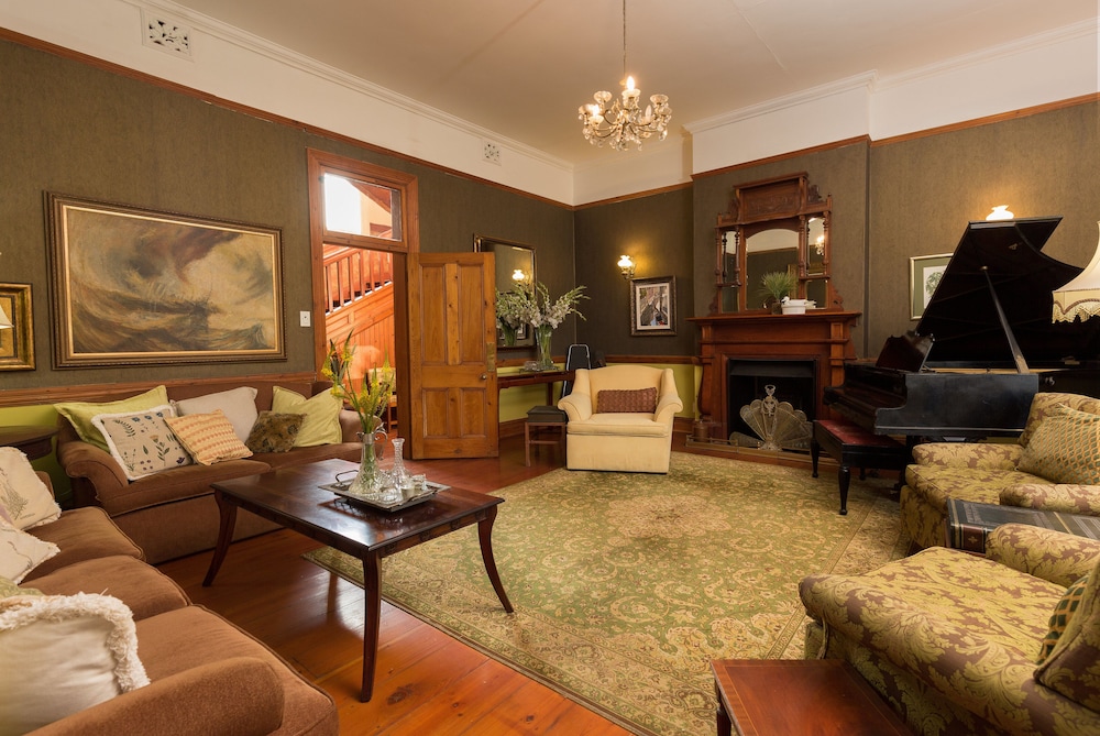 Royston Hall Guesthouse 17/32