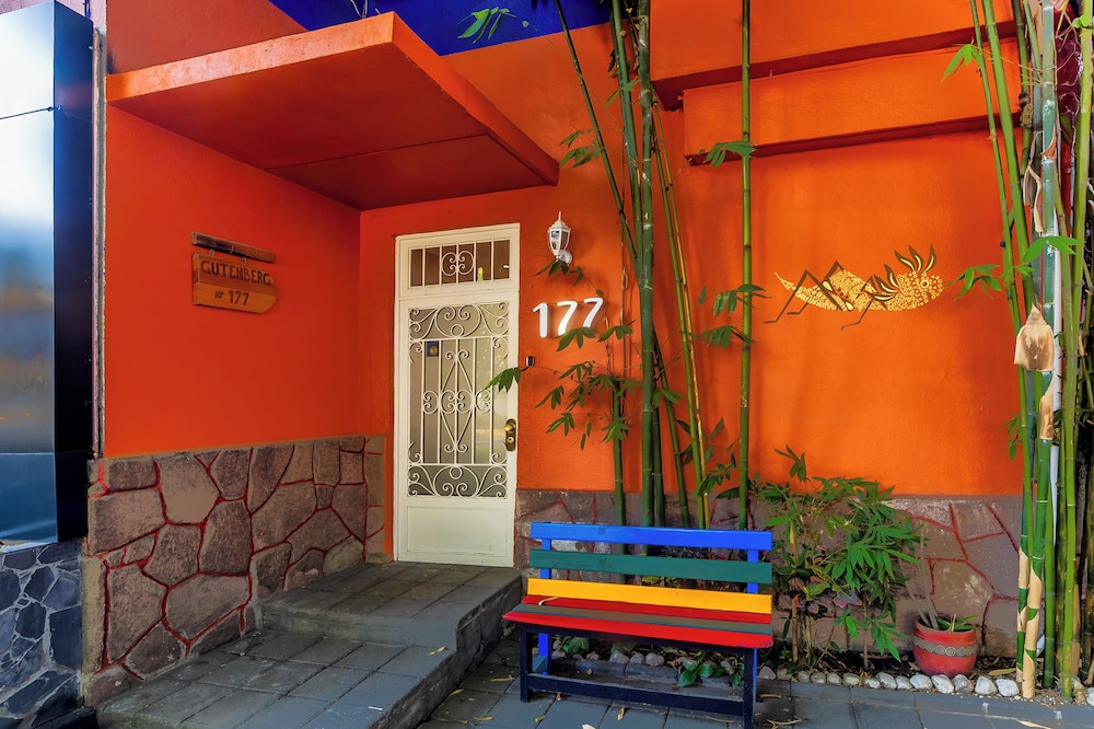OYO Casa Anzures Mexico City 8/60