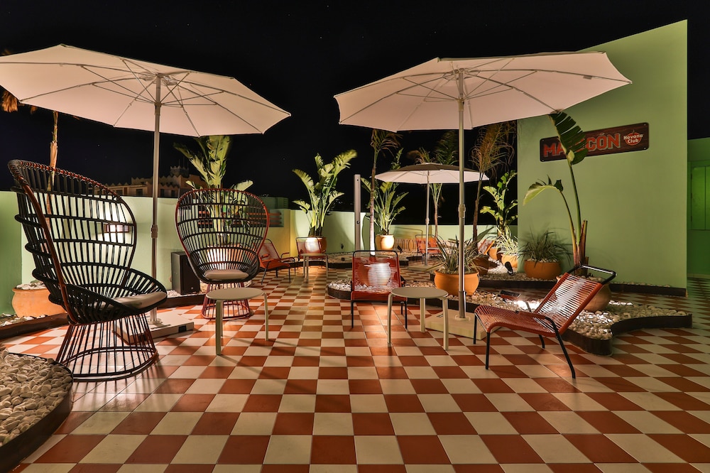 CUBANITO IBIZA SUITES 36/50
