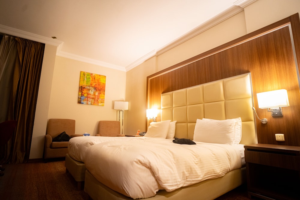 Emaar Grand Hotel 22/49