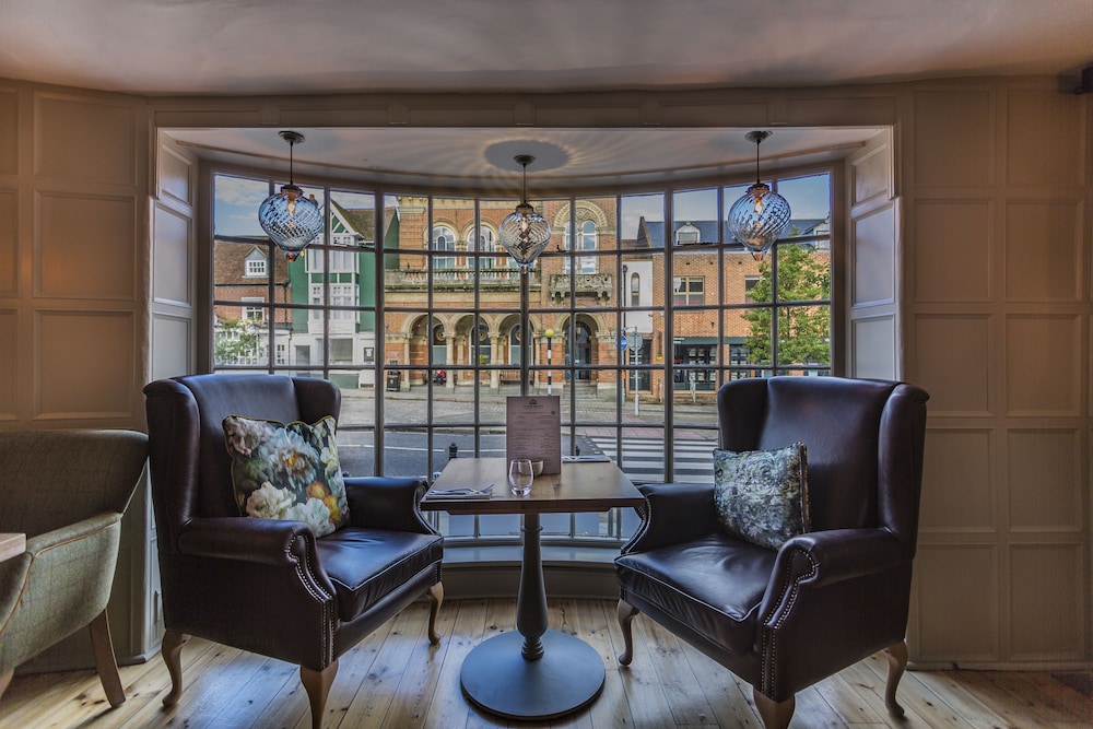 Three Swans Hotel 28/49